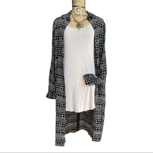 ESSENCIAL DRESS CO shirt dress button down or swimwear cover-up size 12 MEDIUM - Picture 2 of 11